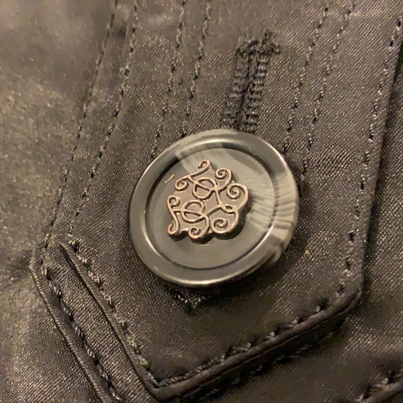 Black trench coat | Jessica Simpson - Picture 4 of 6